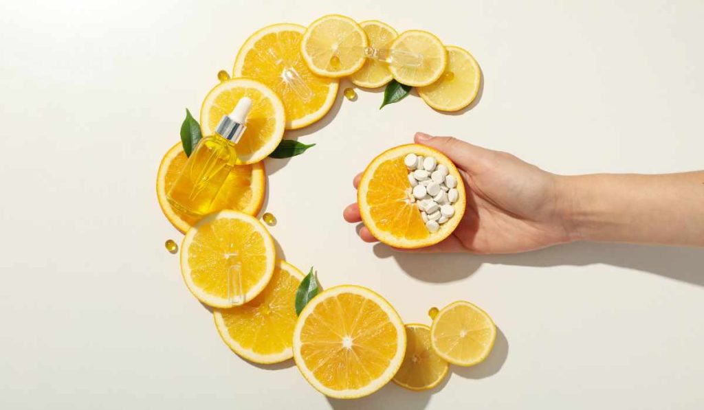 ویتامین c در چه غذاهایی است